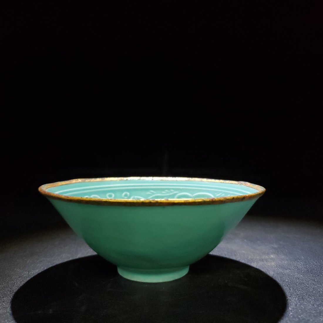 Song Ding kiln carved bamboo hat cup (1 of 9)