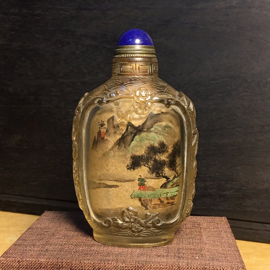 liuli carved inside painting snuff bottle: liuli carved inside painting snuff bottle.