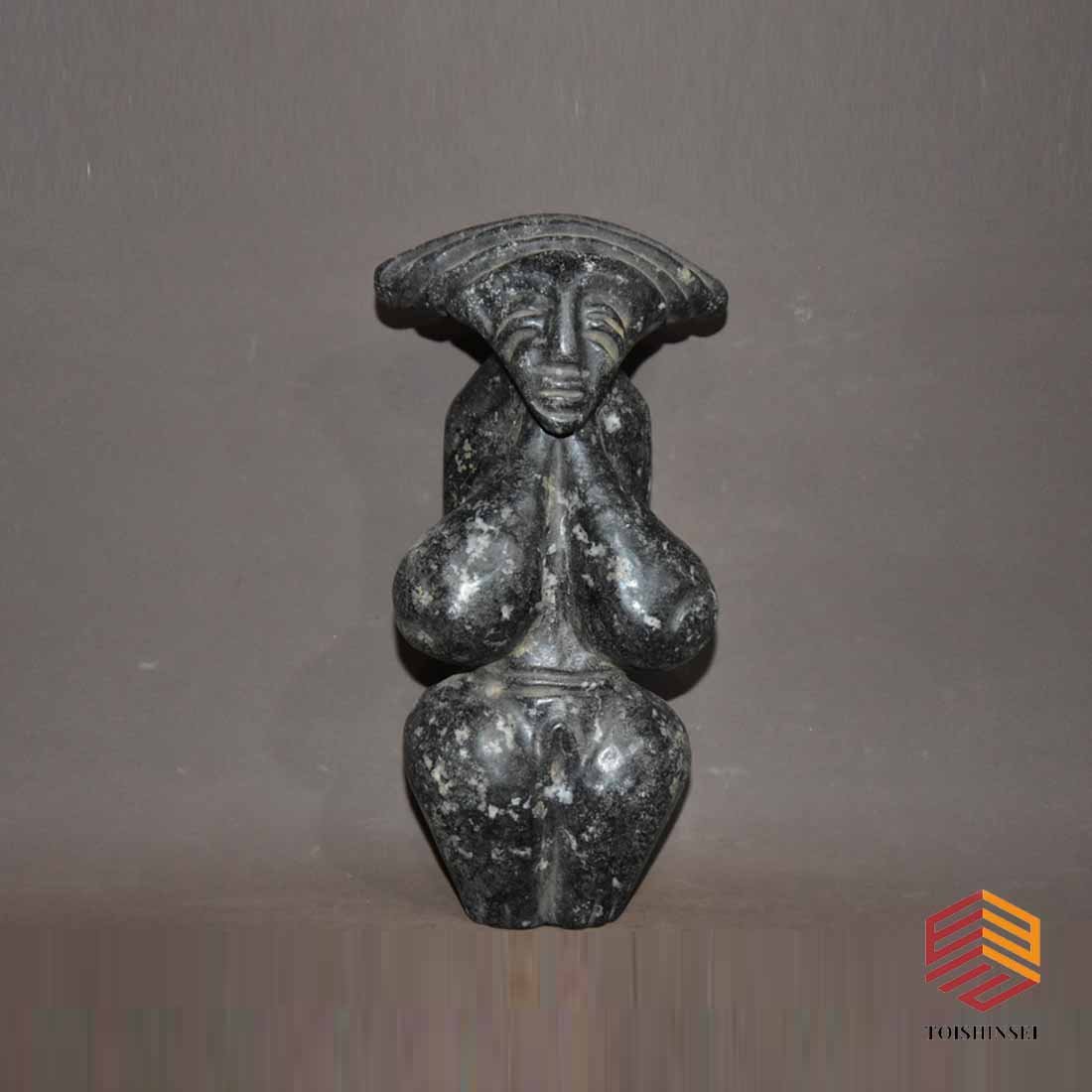 Meteorite, noble person: Meteorite, noble person.With a unique shape, sophisticated leather shell, and good magnetism, the effect and function of meteorites are powerful mysterious cosmic energy, strong ability to ward off ev