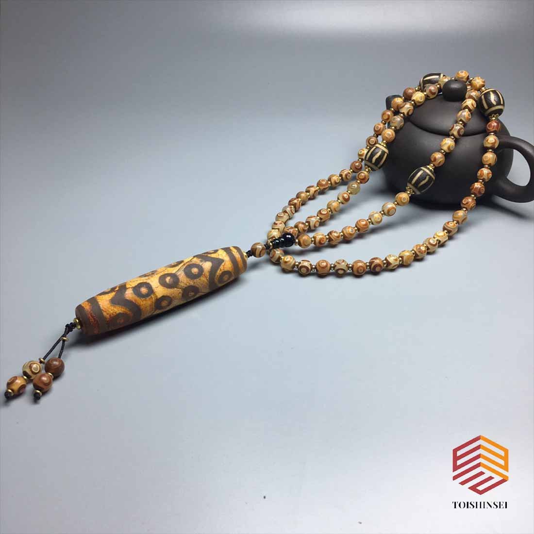 Three-eyed dragon pattern Dzi beads paired with twenty-one old Dzi beads necklace (1 of 9)