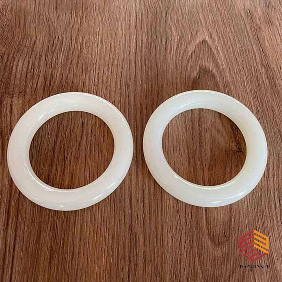 A pair of Hetian white jade bracelets (1 of 9)