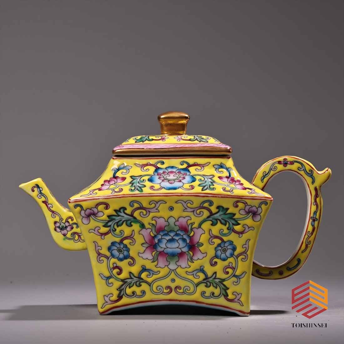 Qing Dynasty style hand-painted enamel gilt porcelain square teapot (1 of 15)