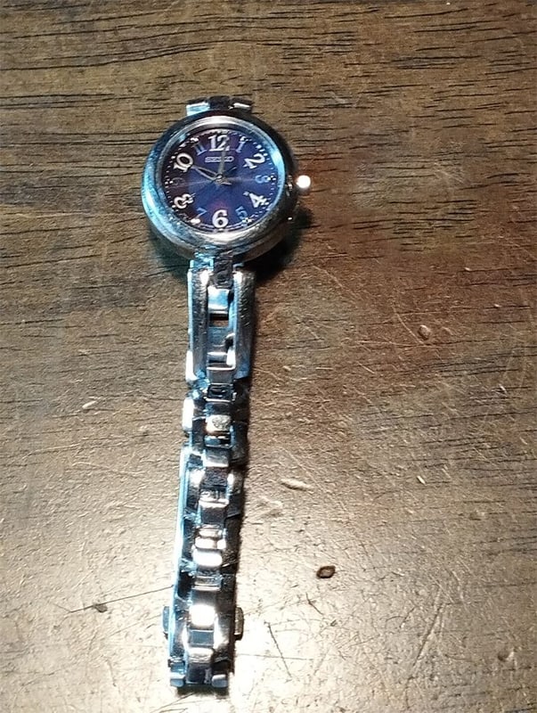 AF30 Seiko Radio Controlled/Solar Watch [Used]: AF30 Seiko Radio Controlled/Solar Watch [Used] Because it is a second-hand product, it has not been verified and cannot be returned or exchanged Product condition: No obvious scratches or dirt