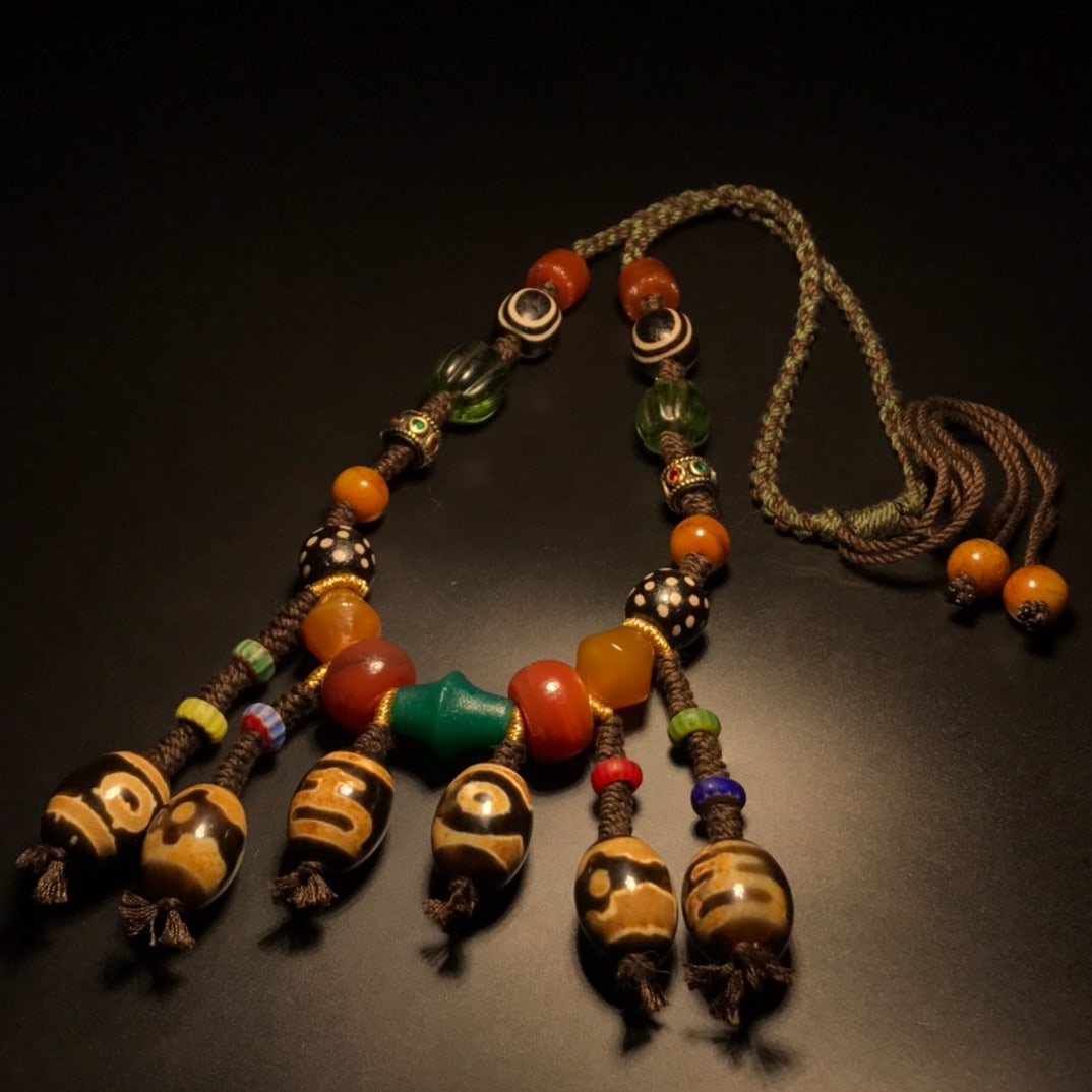 Patina old agate daro dzi bead multi-treasure necklace: Patina old agate daro dzi bead multi-treasure necklace.Dalo Duobao Dzi beads: 15x20mm Heaven and Earth Tiger Teeth Three Eyes Vase Mandala Three Eyes Handmade Chain Accessories: West Asian Dzi beads V