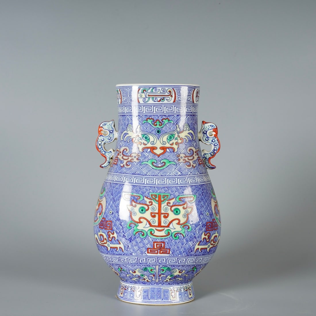 Old collection Qing Qianlong style blue and white doucai taogui pattern double-handled appreciation (1 of 9)