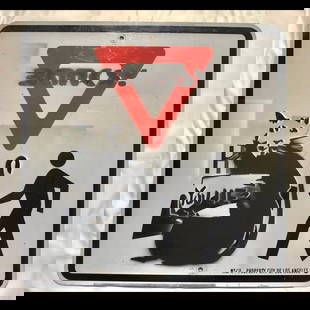Banksy, Highest Bid in the United States, Road Sign: Banksy, Highest Bid in the United States, Road Sign Banksy's work was auctioned at an American auction. It is a large-sized road sign. Dimensions: 61 x 61 cm. Freight: 1.International Shipping: Foreig