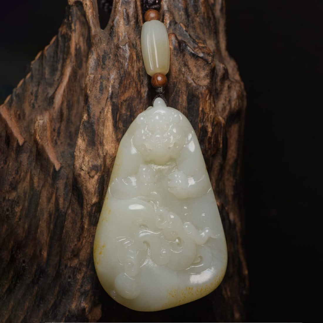 Hetian Jade Dragon Pendant: Chinese antiques, private collection, orderly inheritance (Hetian jade dragon pendant), period items, unique masterpieces, handed down from generation to generation, 600 yuan, specifications: 7.7x5.0x