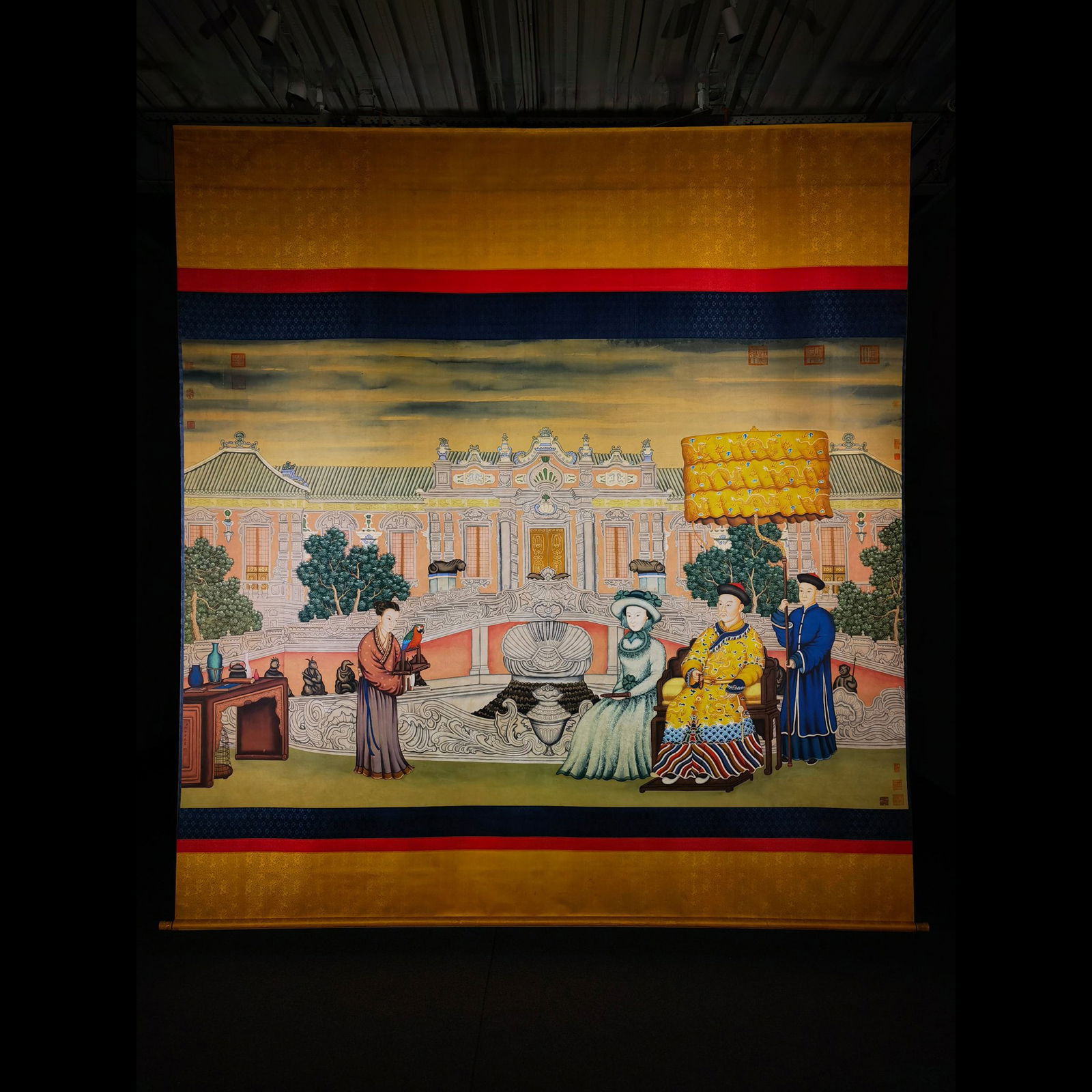 Giuseppe Castiglione's large silk hanging scroll "Bird Watching in the Old Summer Palace": Chinese antiques, private collection, orderly inheritance (the Imperial Household Department of the Qing Dynasty was ordered to mount and collect the huge silk scroll "Bird Watching in the Old Summer
