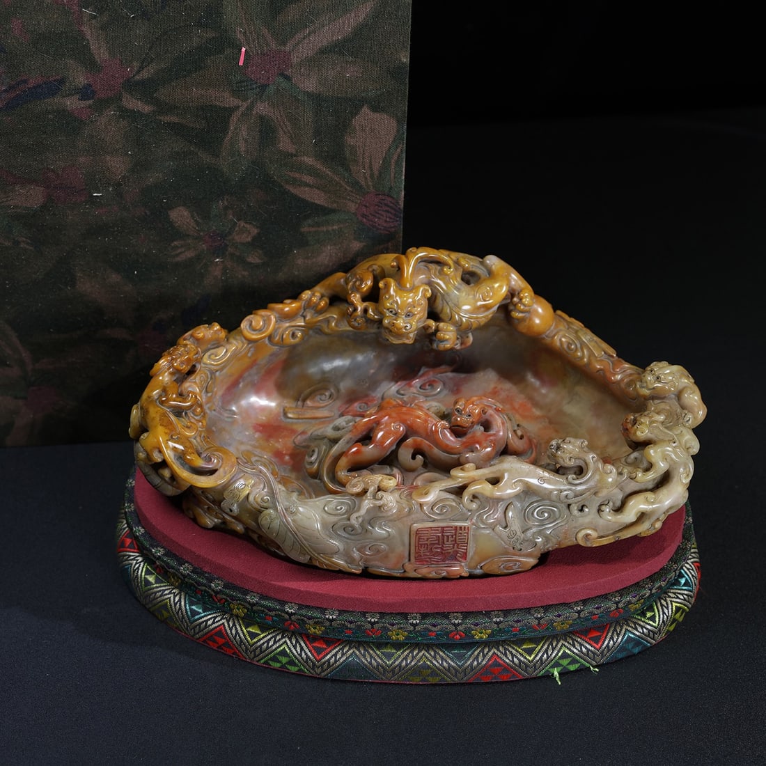 A collection of Shoushan stone relief-carved Chilong offering auspicious brush washers: Chinese antiques, private collection, orderly inheritance (collection of Shoushan stone relief dragon offering auspicious brush washer ornaments) period items, unique masterpieces, handed down from ge