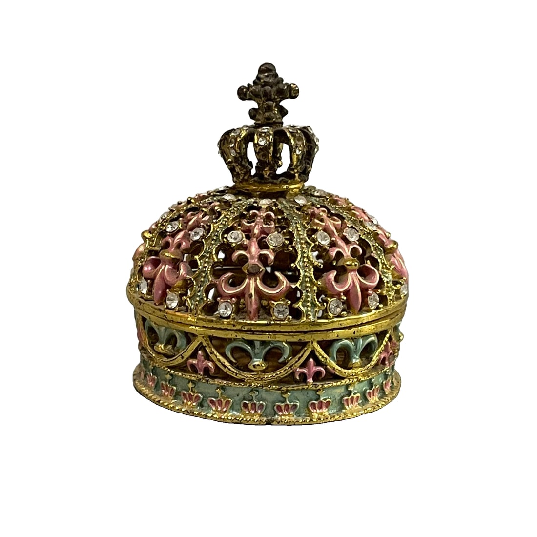 Handcrafted European-style palace inlaid diamond jewelry box decoration: Handcrafted European-style palace tin alloy inlaid with diamonds jewelry box ornament. Dimensions: Height 6.5cm, Width 5.6cm, Weight 162g Freight: 1.International Shipping: Foreign shipping costs are 