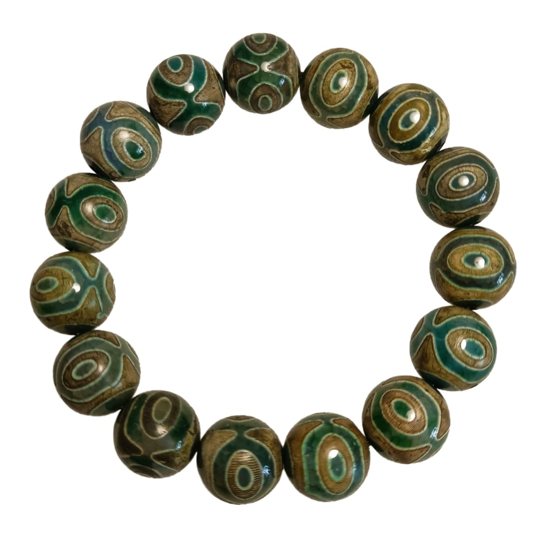 Agate inlaid with silver thread bracelet: Ancient Asian Antique, Vintage Agate Beaded Bracelet with Silver Wire Inlay, Diameter 14mm, Weight 52 grams. Preserved intact. Freight: 1.International Shipping: Foreign shipping costs are determined