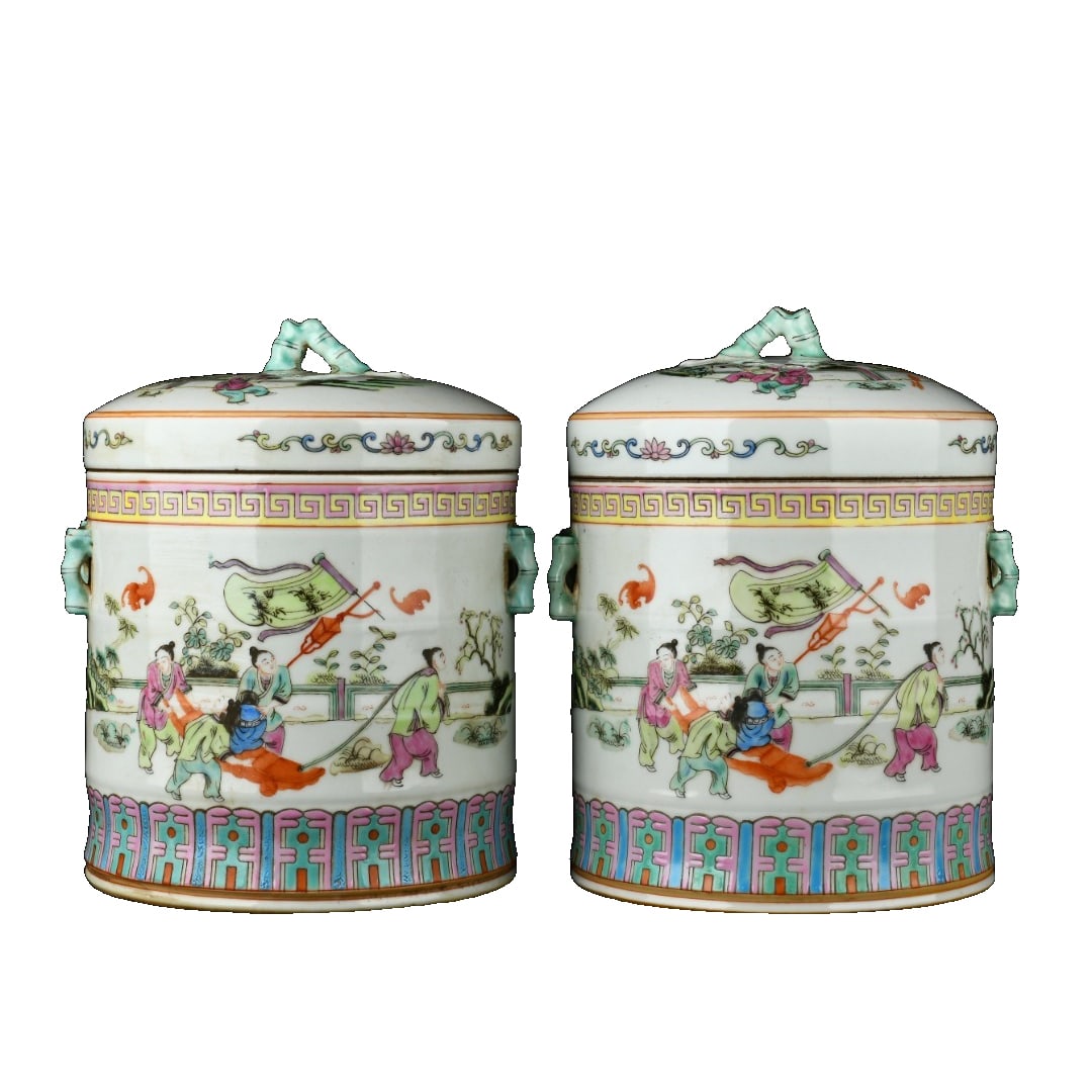A pair of Qing Dynasty Tongzhi period famille rose jars with four handles and bamboo-shaped lids (1 of 10)