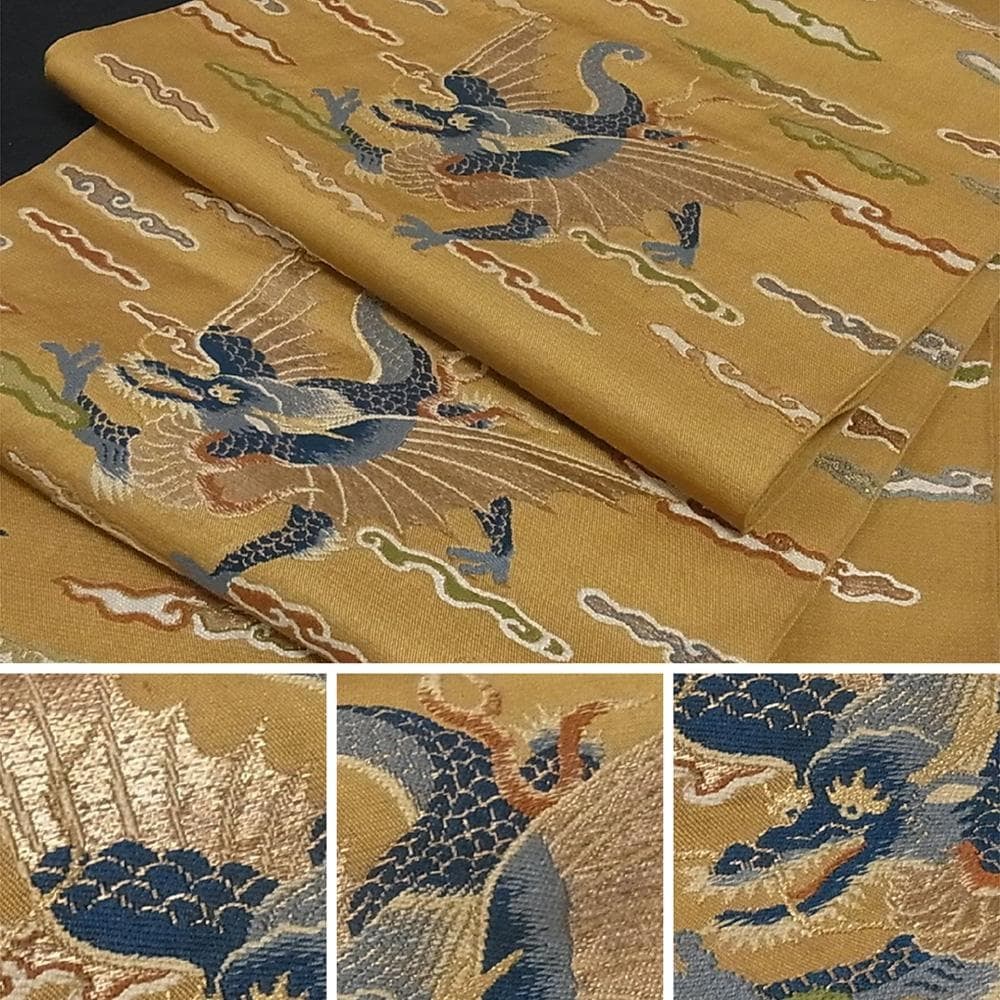 Embroidered yellow dragon cloud patterned obi from the Taisho period, auspicious cloud patterned: This is a six-panel pure silk sash (untrimmed), adorned with rustic, Taisho romance, dragon, qilin, and gold thread patterns. The size of the brocade embroidery is approximately 406 centimeters x 31.5