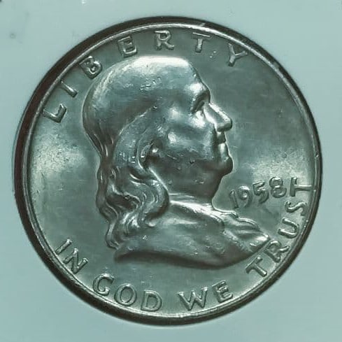 Silver coin, 1958 United States Franklin half dollar: A half-dollar coin designed by Benjamin Franklin in 1958, weighing 12.7 grams, with a diameter of 30.6mmThickness: 2.0 millimeters Freight: 1.International Shipping: Foreign shipping costs are