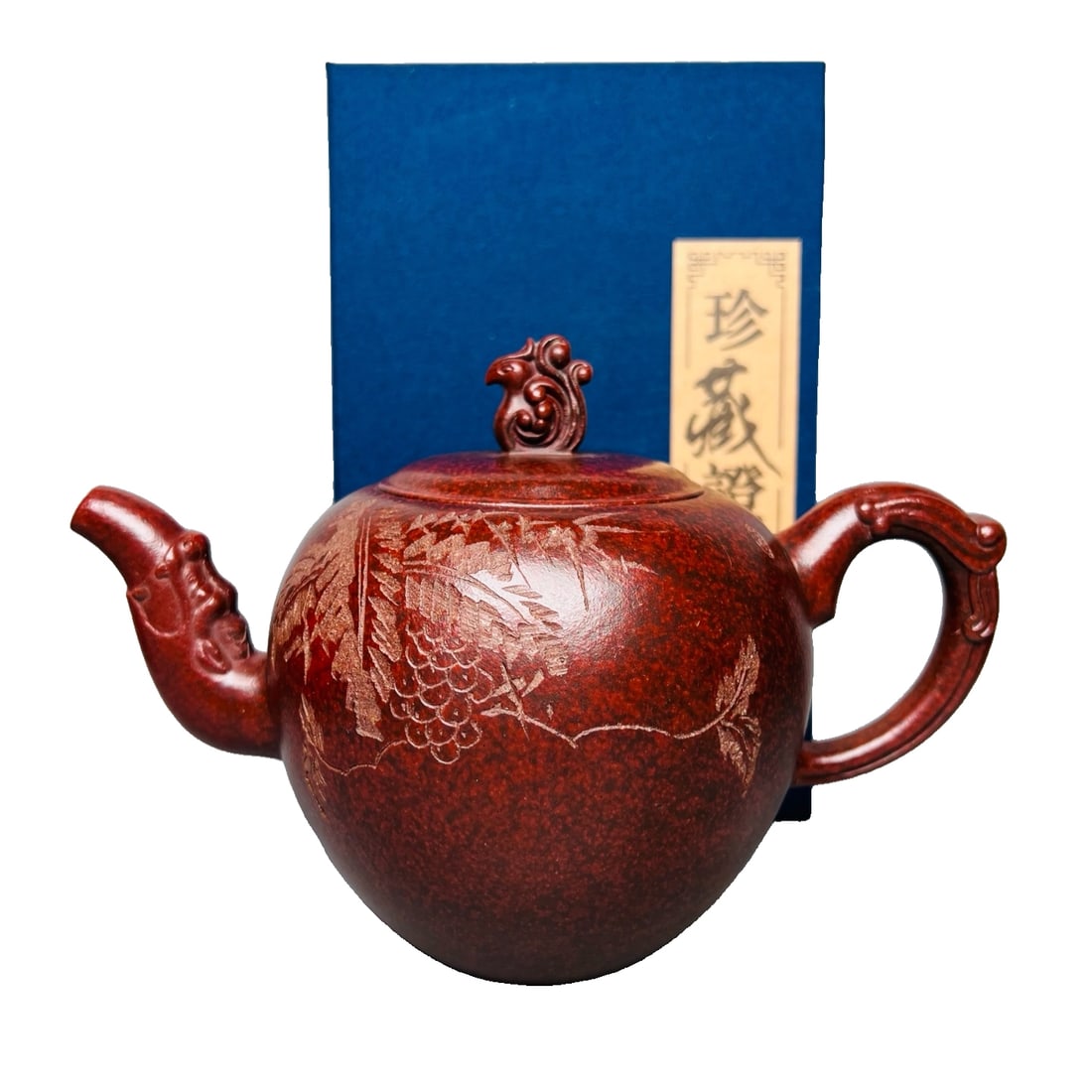 Xu Hantang Original Ore Iron Blood Red Sand: Yixing Zisha Original Mine Iron Blood Red SandAuthor: Xu HantangName: Squirrel and GrapeCapacity: 380cc Freight: 1.International Shipping: Foreign shipping costs are determined by the destination.