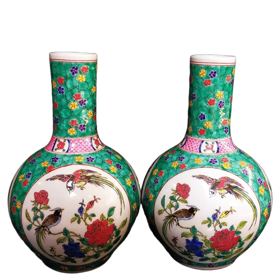 A pair of Qianlong style famille rose hand-painted bird and flower celestial globe vases (1 of 8)