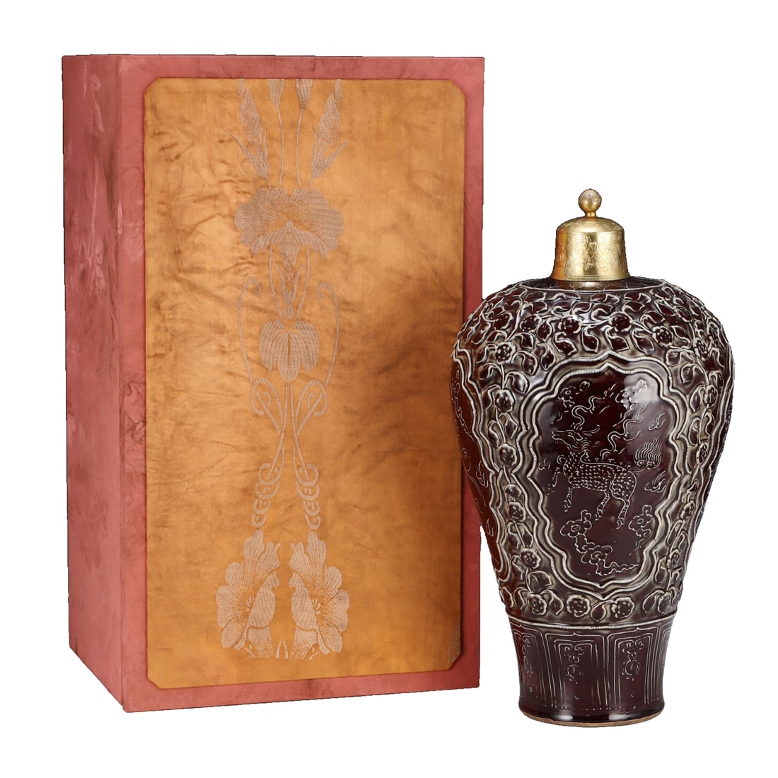 Yuan Dynasty Style Jun Red Glaze Molded Kirin and Phoenix Pattern Plum Bottle: This Yuan dynasty celadon-glazed, pinch-flowered Kirin and phoenix patterned plum vase. It stands 49 centimeters tall with a belly diameter of 26.5 centimeters, featuring a celadon-glazed base, pinch-