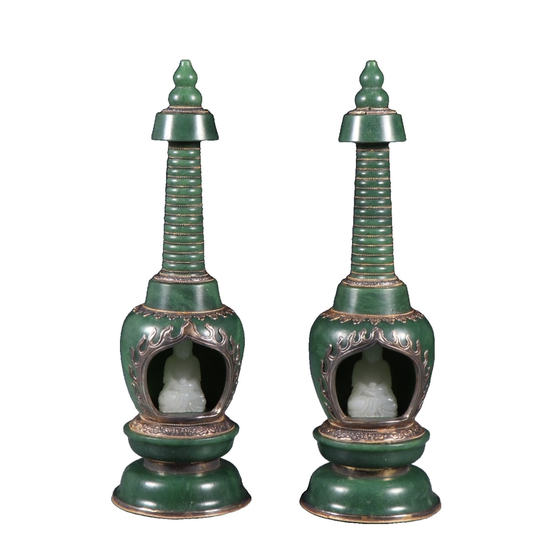 Qing dynasty style Hetian nephrite Buddha niche and white jade Buddha statue: Qing dynasty style Hetian nephrite Buddha niche and white jade Buddha statue Specifications: diameter 7.6cm, height 24cm, weight 972g Freight: 1.International Shipping: Foreign shipping costs are dete