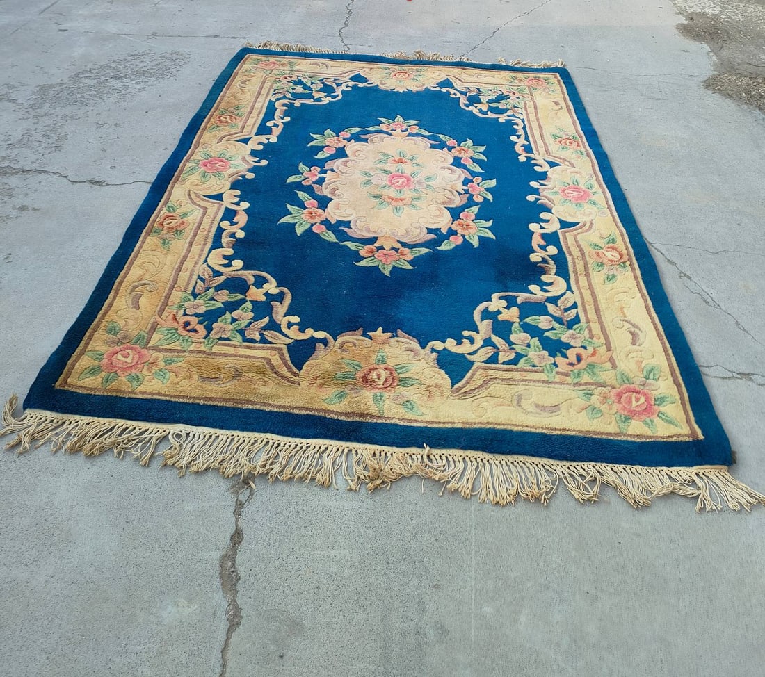 Large rectangular old wool carpet - 2
