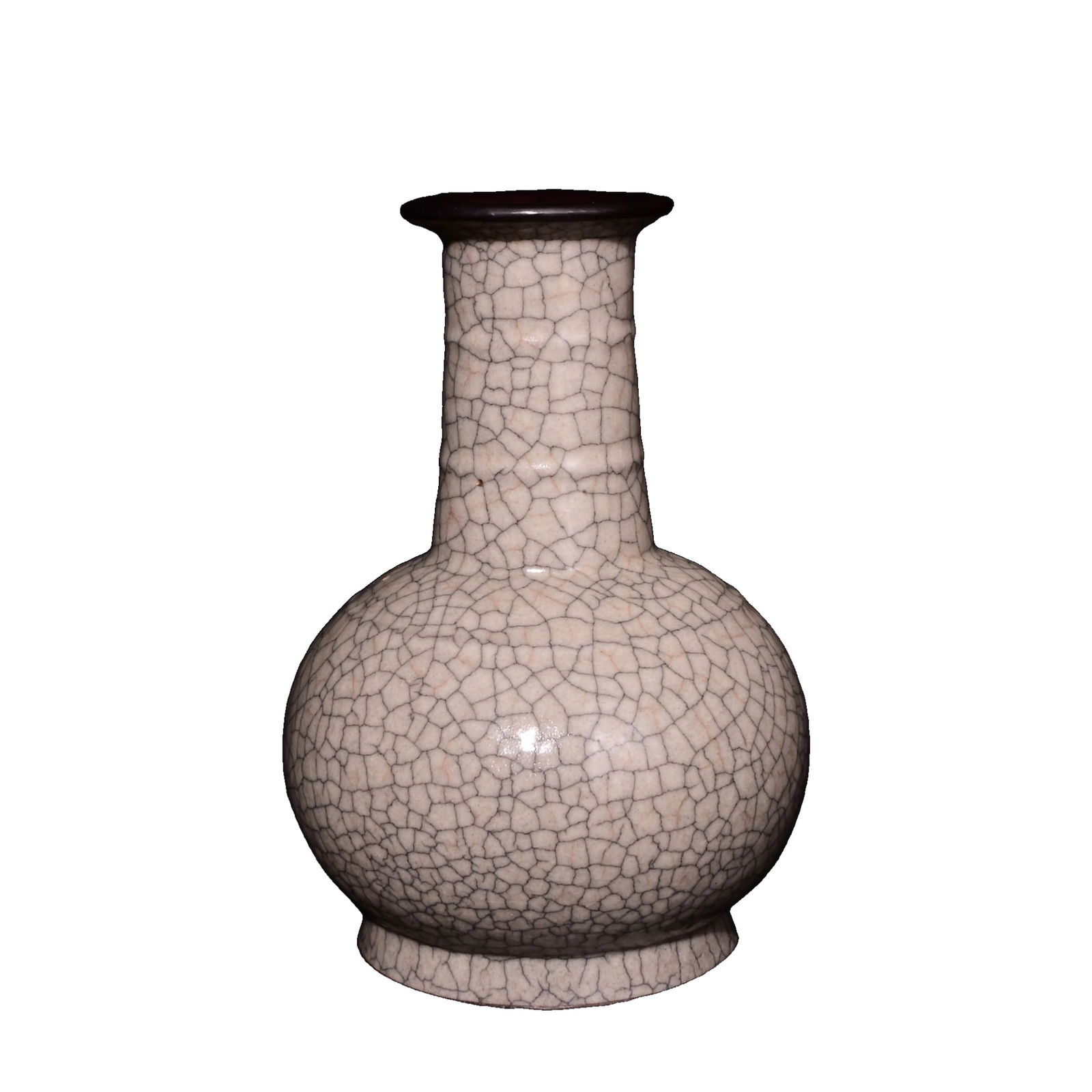 Song Dynasty style Ge Kiln inscribed with Qianlong Emperor's inscription covered mouth vase: This Song Dynasty Ge Kiln incised with the Qianlong Emperor's inscription bottle. Approximately 22 centimeters tall and 15 centimeters in diameter, the bottle body features the typical crackled glaze