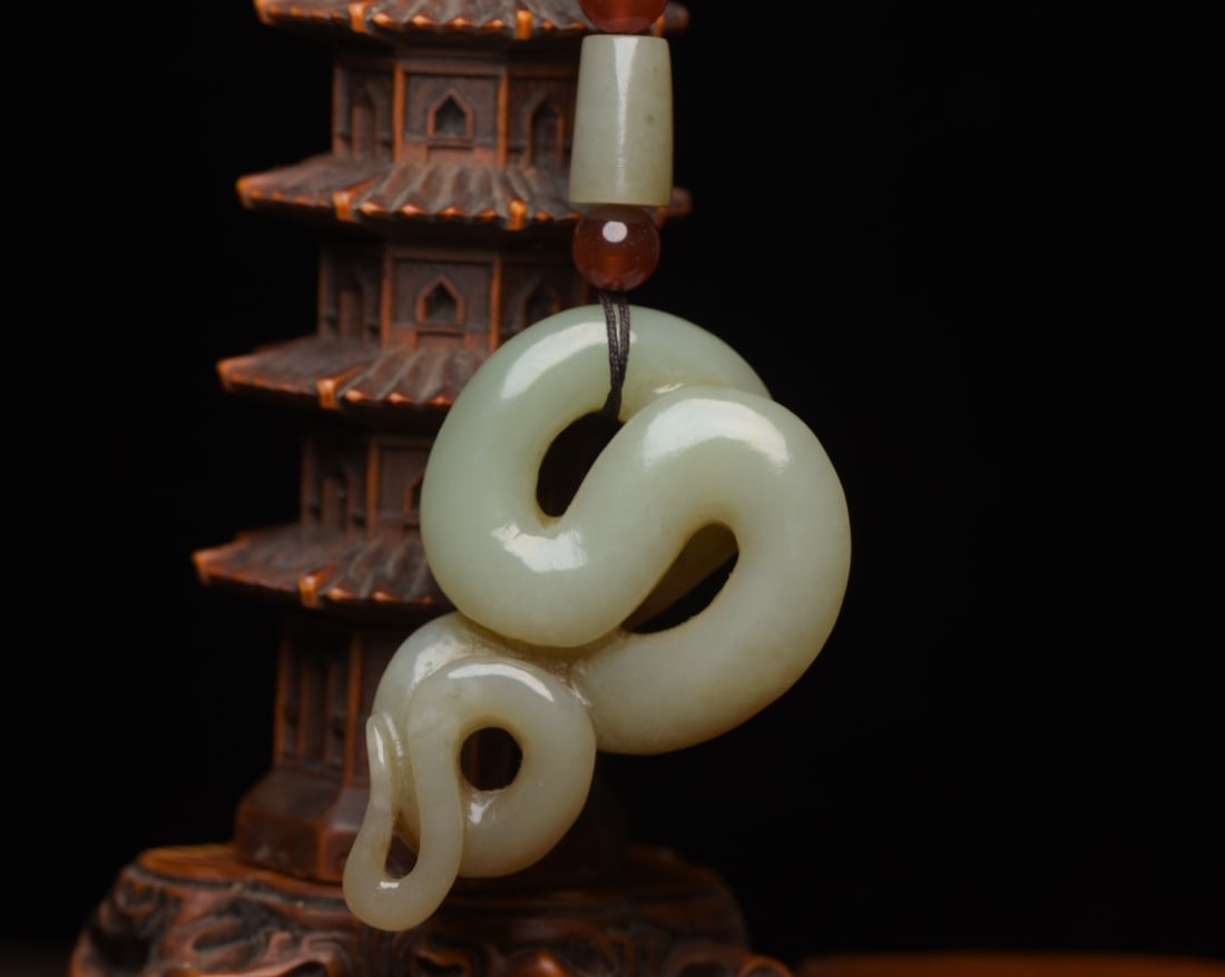 Nephrite Snake - 3