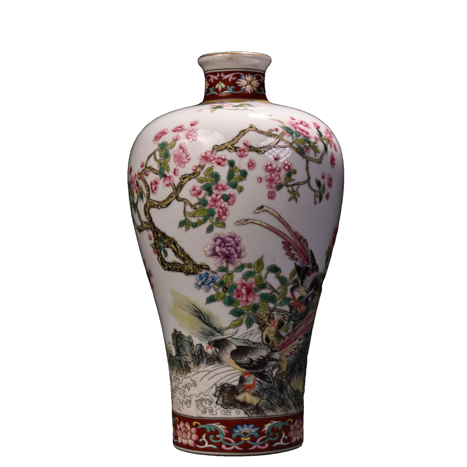 Pastel-colored porcelain vase: This is a valuable treasure of an antique! The pure hand-painted pastel porcelain vase features exquisite workmanship and delicate shape, accompanied by an old brass box. It weighs 830 grams, with a