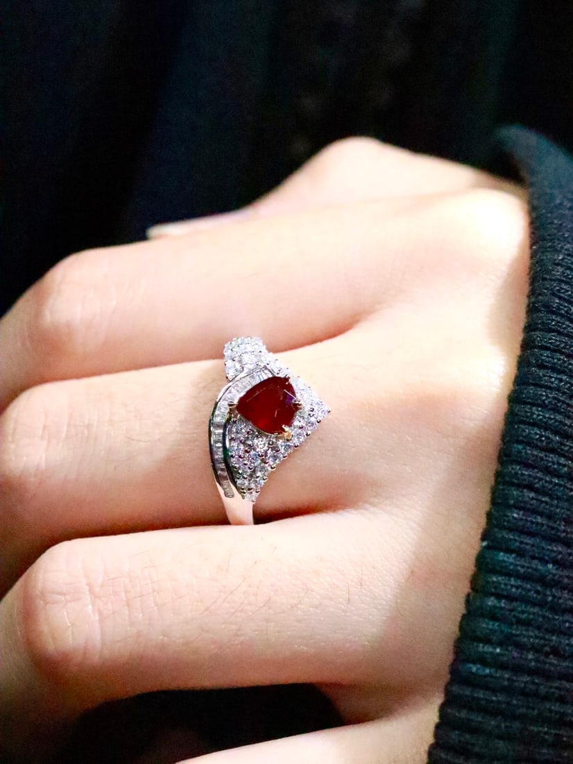 18K Untreated Ruby Ring - 5