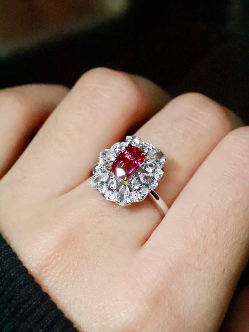 18K Untreated Ruby Ring - 6
