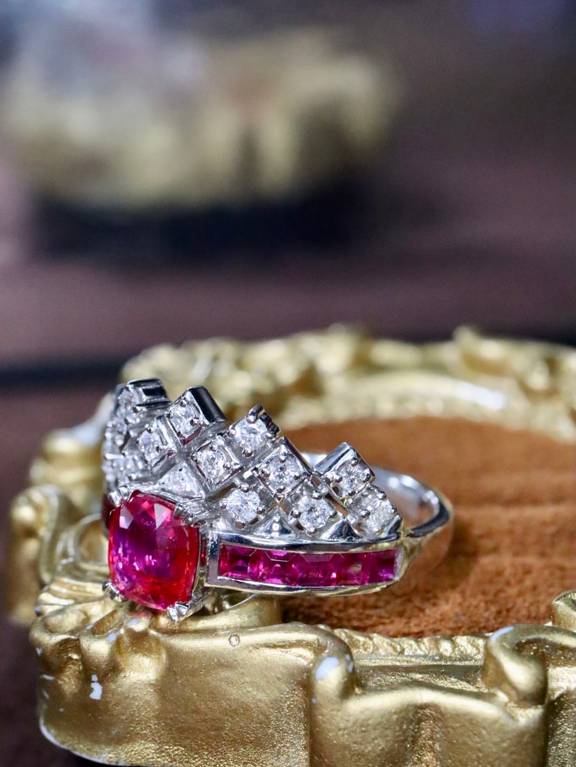 PT950 Ruby Ring - 3