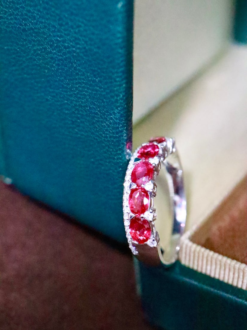 18K Untreated Ruby Ring - 4
