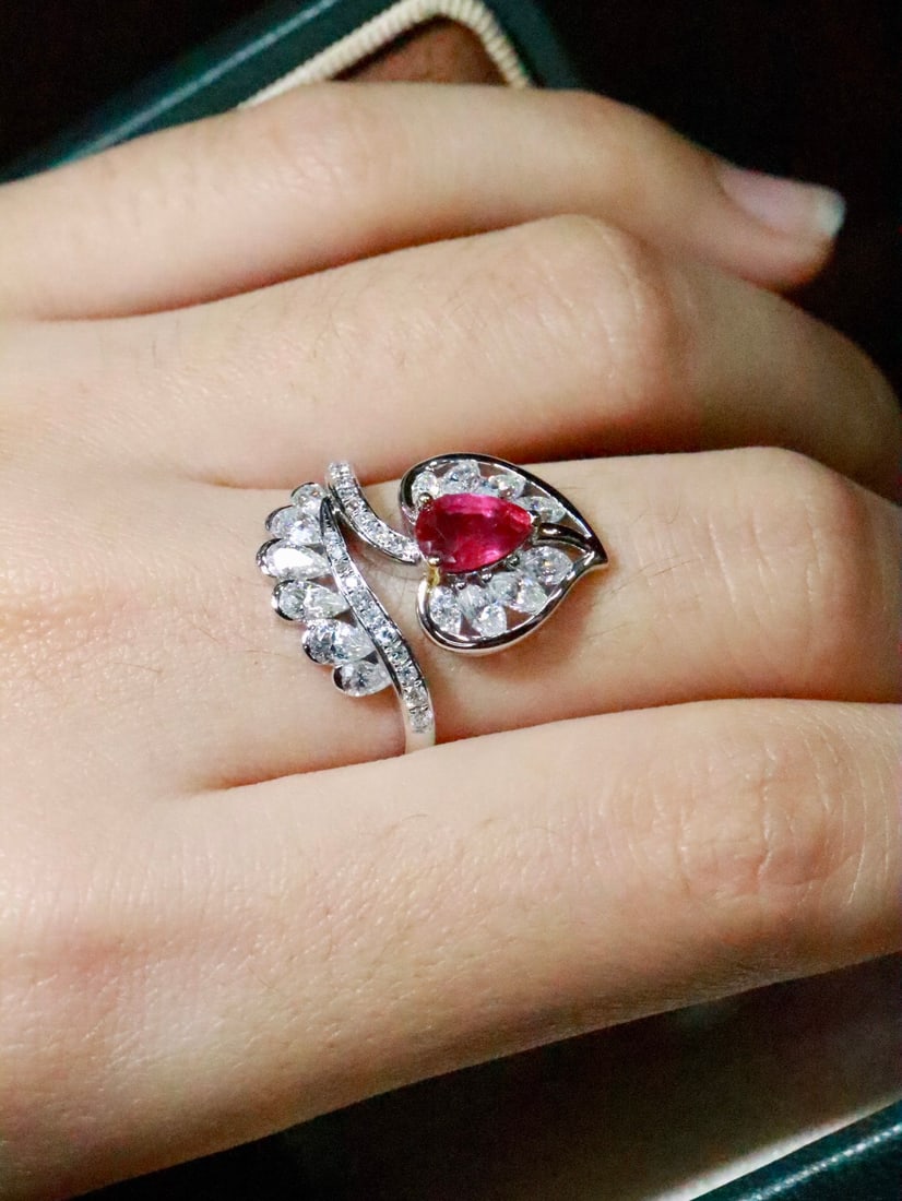 18K Untreated Ruby Ring - 5
