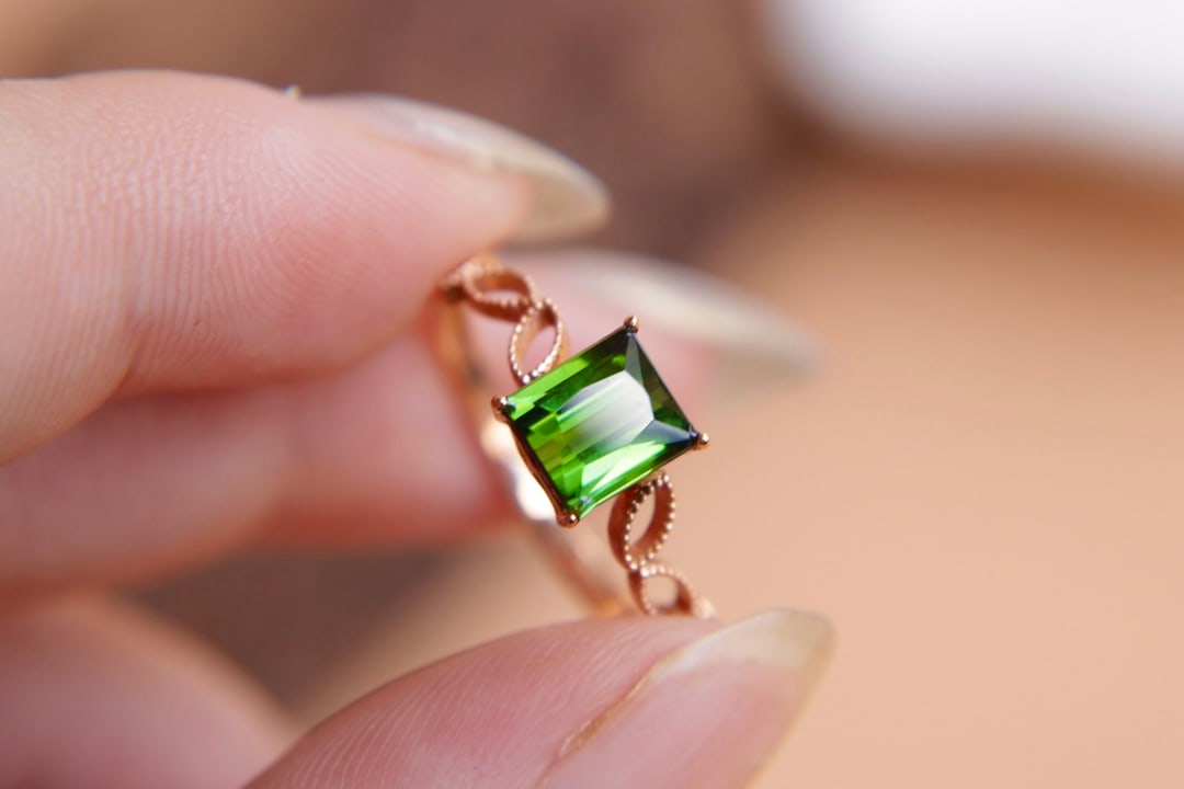 18K Gold Plated Electric Green Tourmaline Ring: 18K Gold Plated Ring with Electric Green TourmalineMain stone 1.15ct, color is beautifulThick gold setting, crystal is good