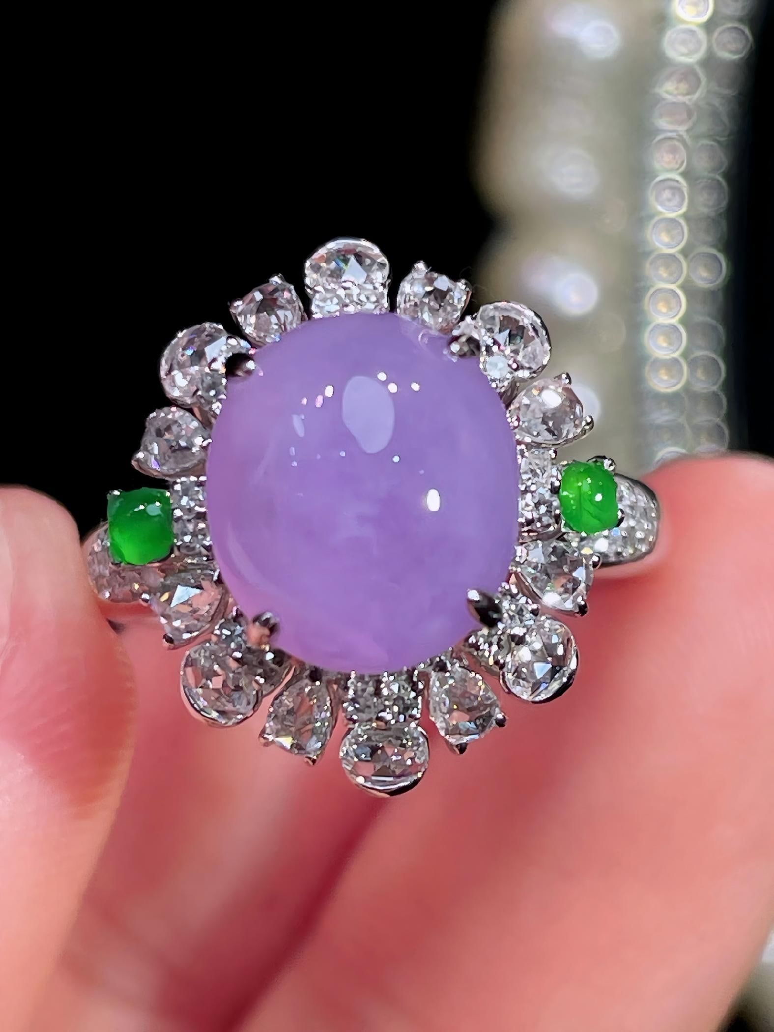 Violet amethyst cabochon ring, 18k gold set with diamonds: 18K gold diamond amethyst cabochon ring, overall 16.8x15.1x11.7mm, gemstone 10.3x8.9x4.2mm