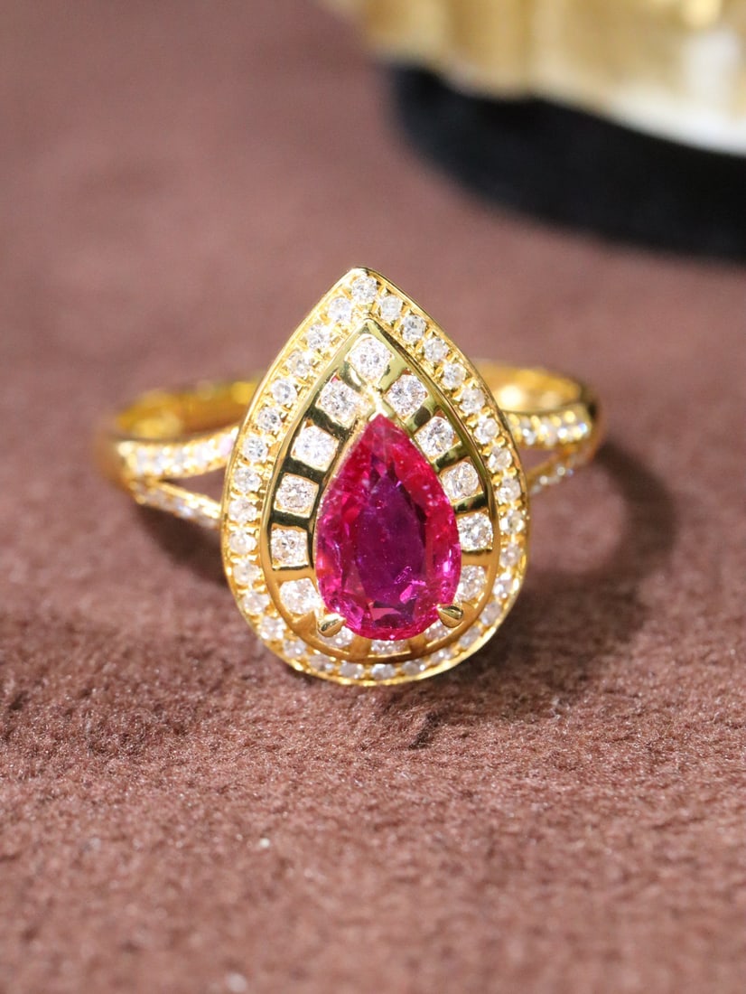 18K Ruby Ring (1 of 6)