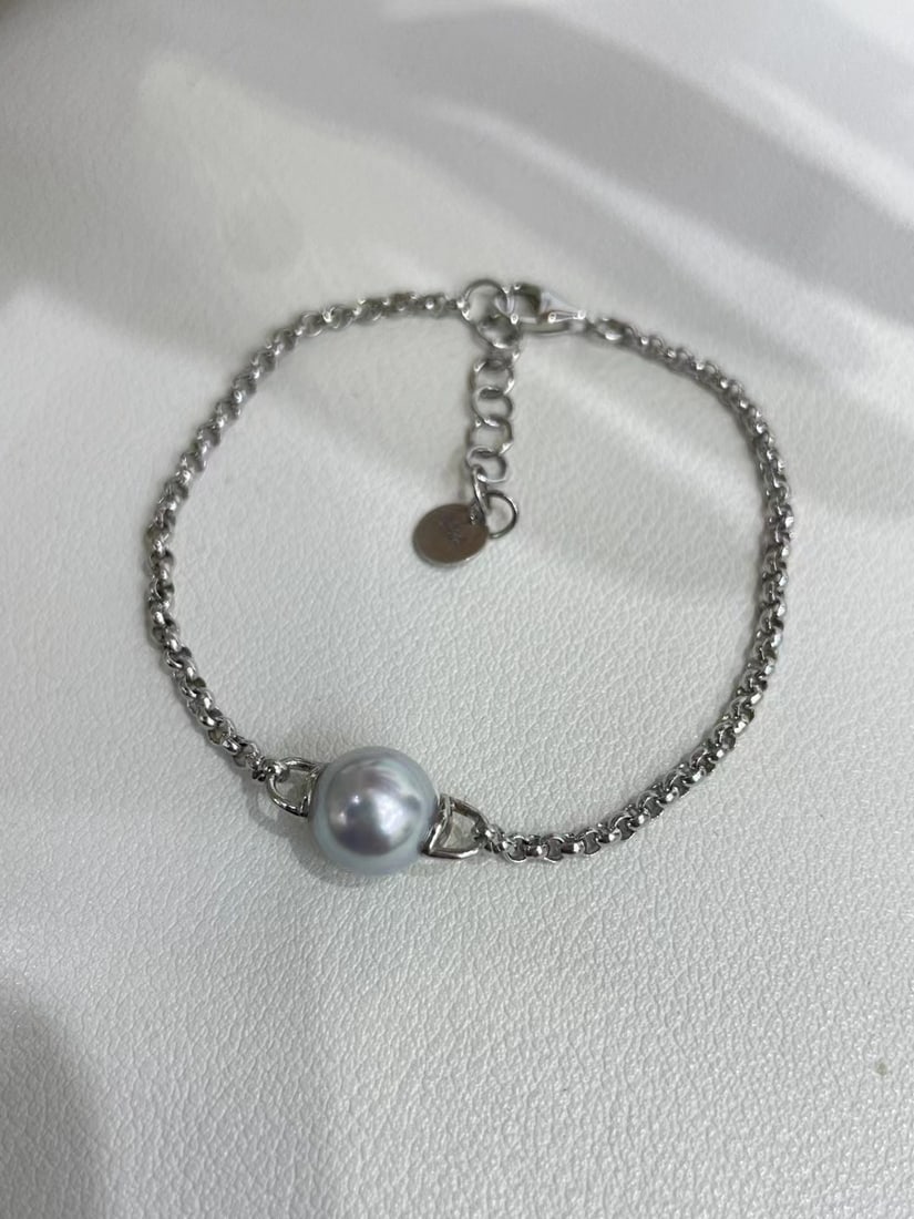 Heavy Sterling Silver Pearl Necklace: Heavy Sterling Silver Pearl Necklace, 8.5-9mm Sea Water Akoya Pearl, Round Shape and Slight Imperfections, Exuding High Class