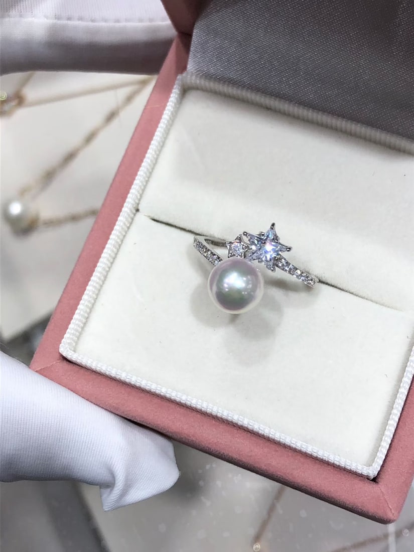 Sterling Silver Starry Pearl Ring: Sterling silver starry series ring8-8.5mm Japanese Akoya saltwater pearls