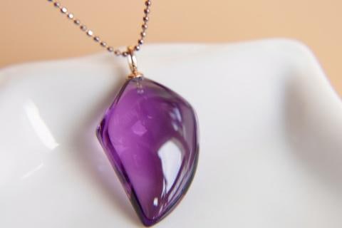 18K Gold Amethyst Pendant (1 of 8)