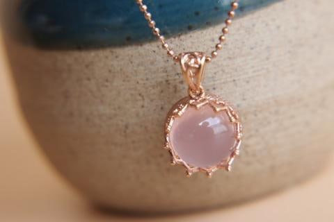 18K Gold Rose Quartz Pendant (1 of 7)