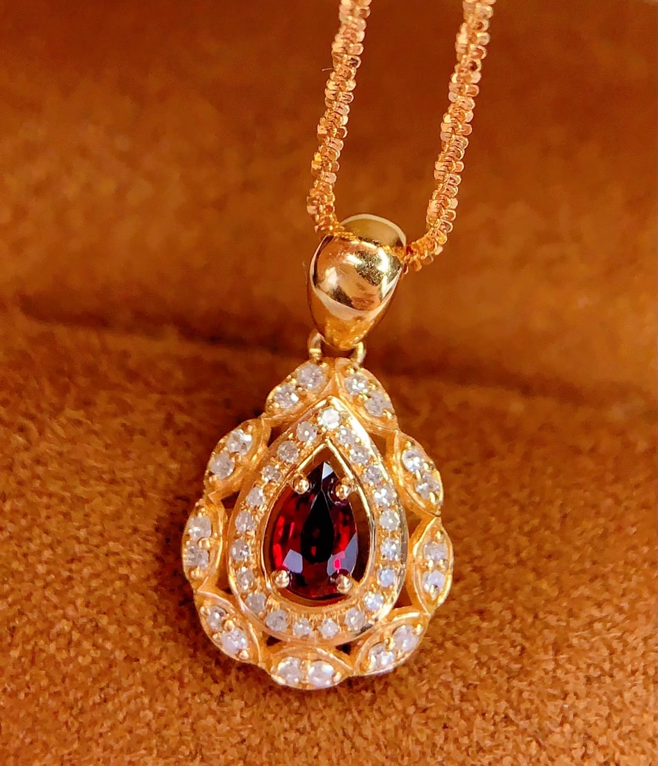 18K Gold Ruby Pendant - 4