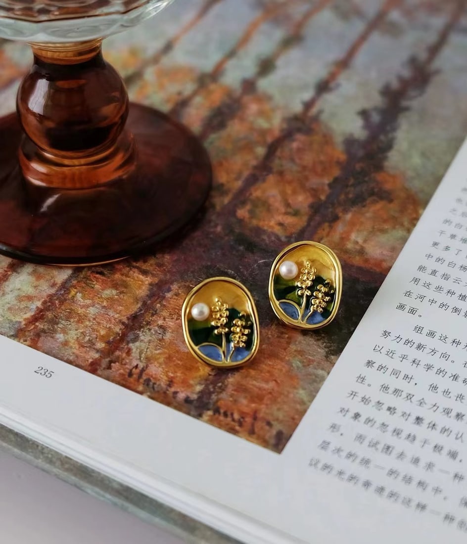 Freshwater Pearl Earrings (1 of 6)