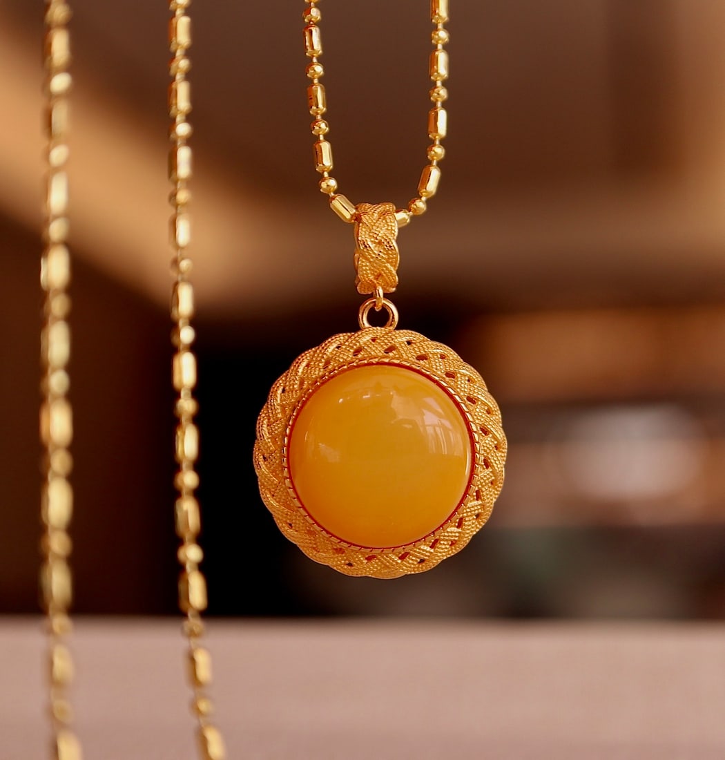 S925 Silver Natural Amber Pendant (1 of 8)