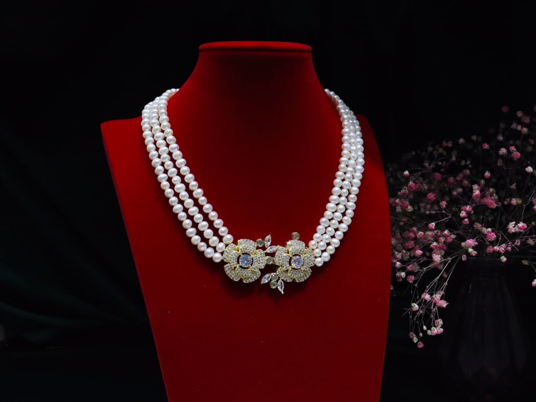 18k gold-plated finish  Freshwater white pearl multi-layer necklace (1 of 9)