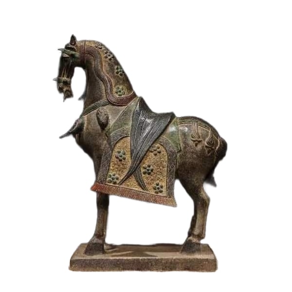 Tang Dynasty Green Stone Horse Ornament: Green Stone Horse, Tang Dynasty, Height 37 cm, Length 28 cm, Width 15 cm Freight: 1.International Shipping: Foreign shipping costs are determined by the destination. 2.Photos, descriptions and valuati