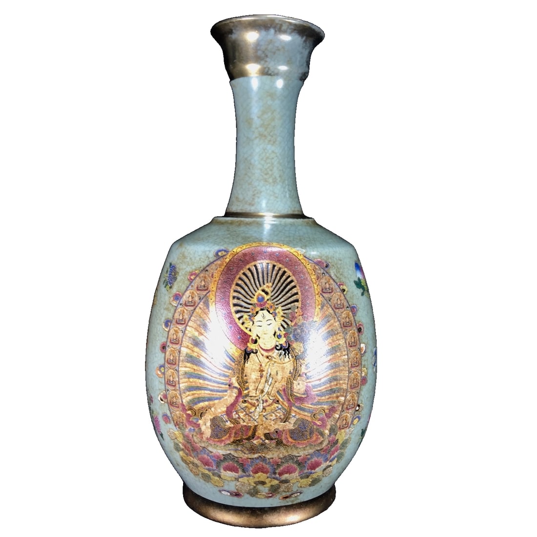 Song Ru Kiln Color-painted Gilded Spout Tapered Bottle: This Song dynasty Ru ware painted with gold glaze and vermeil, with a height of 26.5 centimeters and a width of 13 centimeters, showcases the brilliance of Song dynasty craftsmanship with its