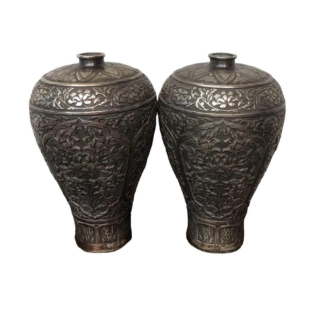 White Copper Gilded High Relief Floral Vase with Prosperity Flower (1 of 9)