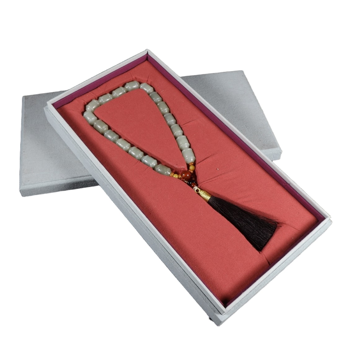 Hetian Jade Barrel Bead Handheld: Ancient collection, Hetian jade barrel bead malaSpecifications: Length 1.8cm, Thickness 1.2cm, Weight 92g Freight: 1.International Shipping: Foreign shipping costs are determined by the destination.