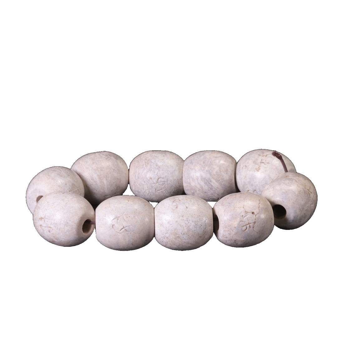 Jade Culture Chain: Jade culture chainSize: diameter 2cmWeight: 113 grams Freight: 1.International Shipping: Foreign shipping costs are determined by the destination. 2.Photos, descriptions and valuations are carefully