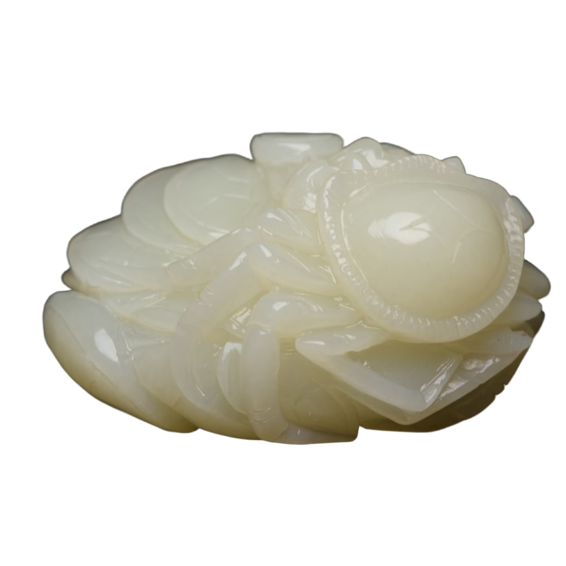 Hetian Jade Crab: Hetian jade crab - Auspicious wealth display pieceSpecifications: 7.2×5.5×4.1 cm, weight 220 grams. Freight: 1.International Shipping: Foreign shipping costs are determined by the destination.