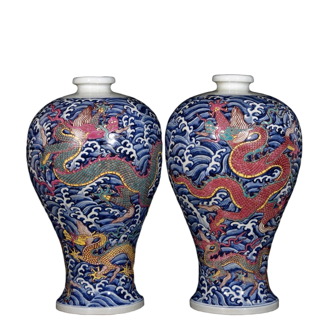 Ming Yongle Blue and White Multi-Colored Dragon Teaching Child Pattern Vase (1 of 10)