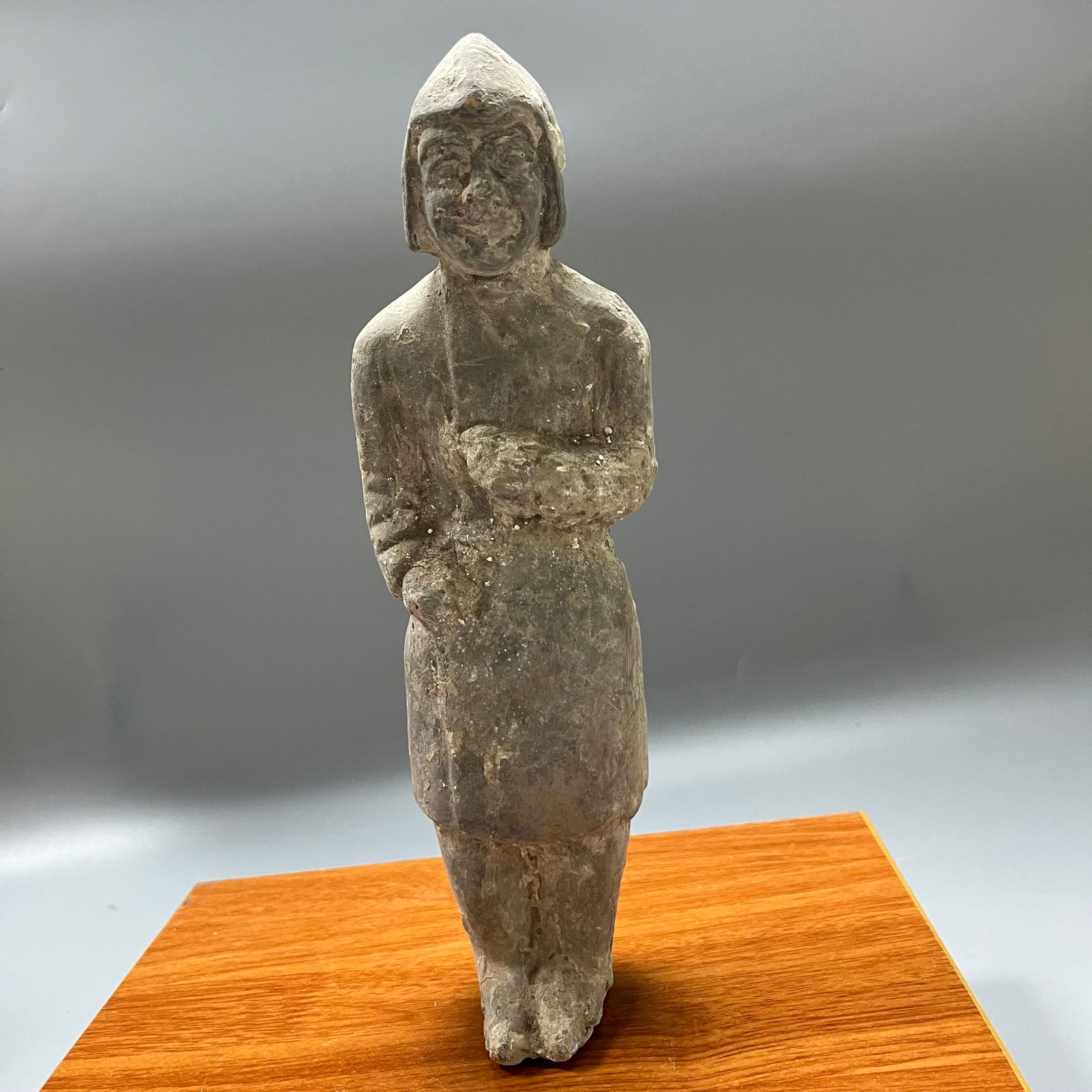 Han Dynasty gray pottery standing civil official figurine (1 of 8)